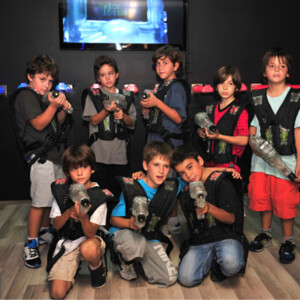 Attracties, attracties inhuren, kinderattracties, kinderattracties inhuren, winkelcentrum entertainment, kinderentertainment, winkelcentrumpromotie, Lasergame, Lasergame inhuren,
