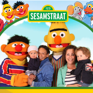 Bert en Ernie, Bert en Ernie inhuren, foto actie, foto actie met Bert en Ernie, Meet en greet, Meet & Greet, kinderentertainment, tv karakter inhuren, winkelcentrumpromotie, looppop inhuren, bekende kinderfiguren inhuren, boeken kinderentertainment