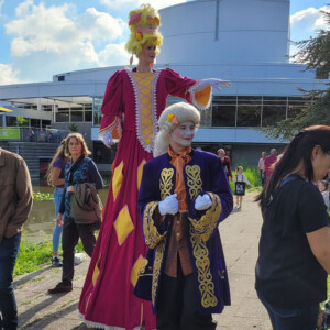 Spekjeskoningin, Lakei, uitdeelactie, steltloper, spekjes, kinderentertainment, entertainment in winkelcentrum, winkelcentrum entertainment, winkelcentrum promotie, promotie in winkelcentrum, entertainment, evenementenbureau, entertainment op evenementen