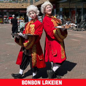 Moederdag entertainment, Moederdag entertainment inhuren, Moederdag entertainment huren, bonbon lakei huren, bonbon lakei inhuren, entertainment voor Moederdag, entertainment voor Moederdag huren, entertainment voor Moederdag inhuren, winkelcentrumpromotie, winkelcentrum promotie inhuren