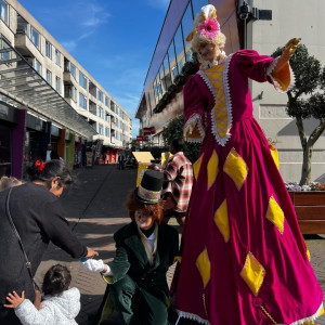paasentertainment, De paashaas op bezoek, bezoek Paashaas, entertainment voor pasen, paashazen, entertainment pasen, rondlopende paashaas, winkelcentrumpromotie, promotie winkelcentrum, entertainmentbureau, paas entertainment
