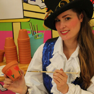 Workshop Knutselterras, workshop voor kinderen, kinderentertainment, workshop inhuren, inhuren workshop, promotie voor winkelcentra, promotie in winkelcentrum, entertainment in winkelcentrum, winkelcentrum entertainment, evenementbureau, evenementenbureau, entertainmentbureau