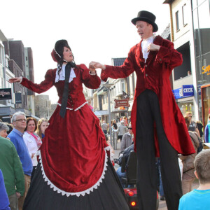 Stelten, Dickenspaar, winkelcentrum promotie, promotie in winkelcentrum, winkelcentrum entertainment, entertainment in winkelcentrum, entertainmentbureau, evenementenbureau, evenement, event, winteracties, winter entertainment