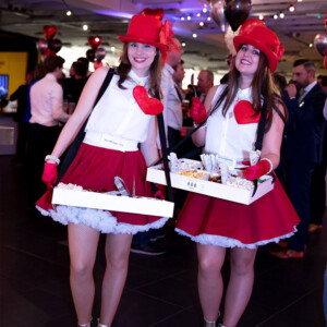 Moederdag entertainment, Moederdag entertainment inhuren, Moederdag entertainment huren, Hostess huren, Hostess inhuren, Hostessen inhuren, hostesen huren, Uitdeeldames huren, Uitdeeldames inhuren, entertainment voor Moederdag, entertainment voor Moederdag huren, entertainment voor Moederdag inhuren, winkelcentrumpromotie, winkelcentrum promotie inhuren, sweethearts, sweethearts inhuren