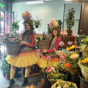 Voorjaars entertainment, Voorjaars entertainment inhuren, Voorjaars entertainment huren, Uitdeeldames huren, Uitdeeldames inhuren, entertainment voor het voorjaar, entertainment voor het voorjaar huren, entertainment voor het voorjaar inhuren, winkelcentrumpromotie, winkelcentrum promotie inhuren